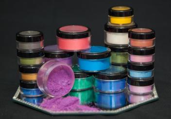 mica powder.jpg